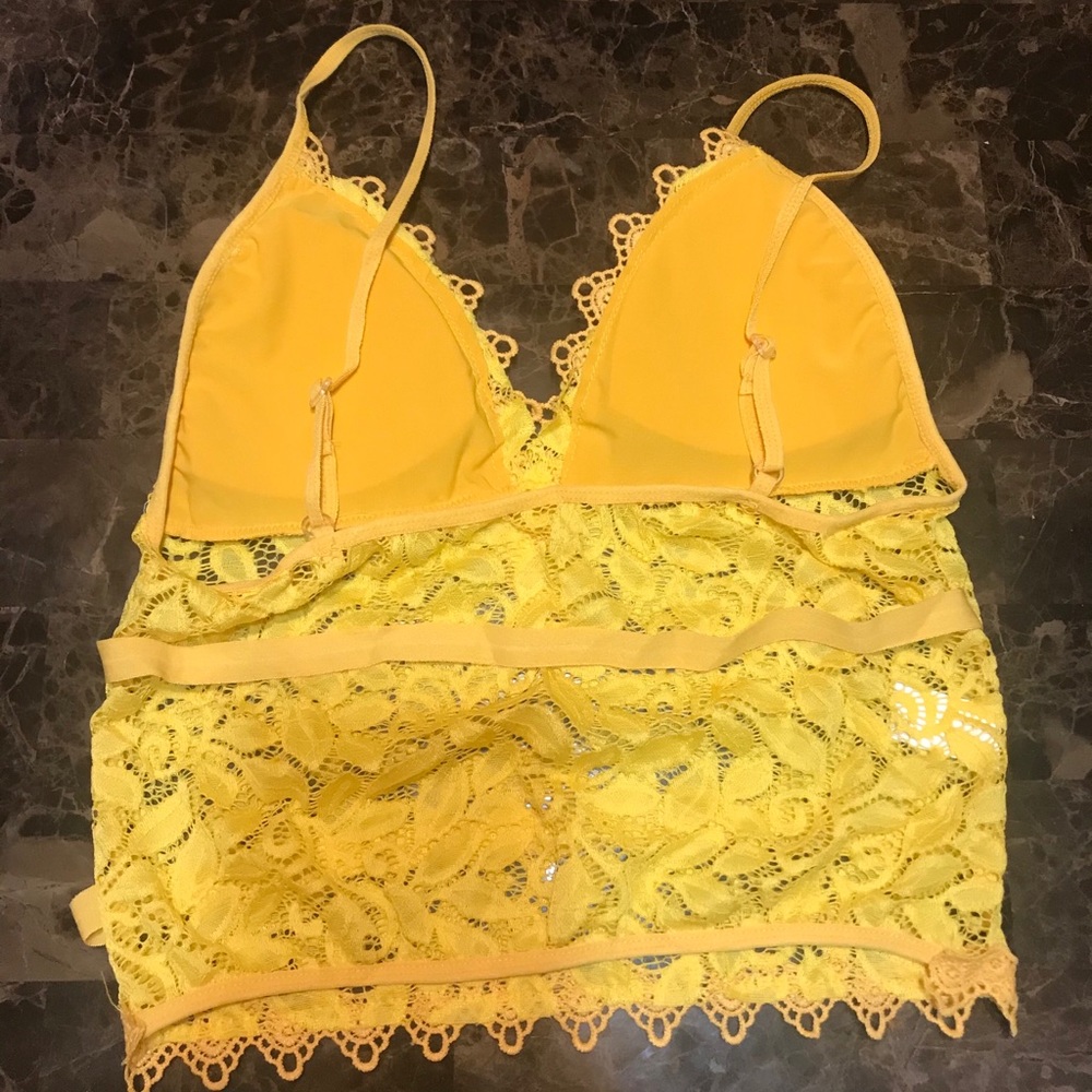 🎉HP🎉 Yellow Lace Crop Top! - Picture 4 of 4